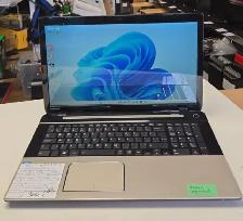 Toshiba L70-B 17,3 pouces i5-4210U 16Go SSD 480Go HDMI Win11