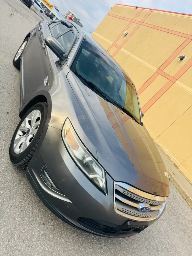 2011 Ford Taurus Sport AWD