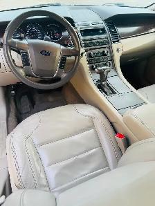 2011 Ford Taurus Sport AWD - Photo 8