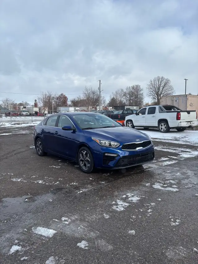 2021 KIA FORTE EX SAFETIED - Photo 2