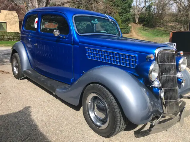 1935 Ford Slant/back - Photo 3