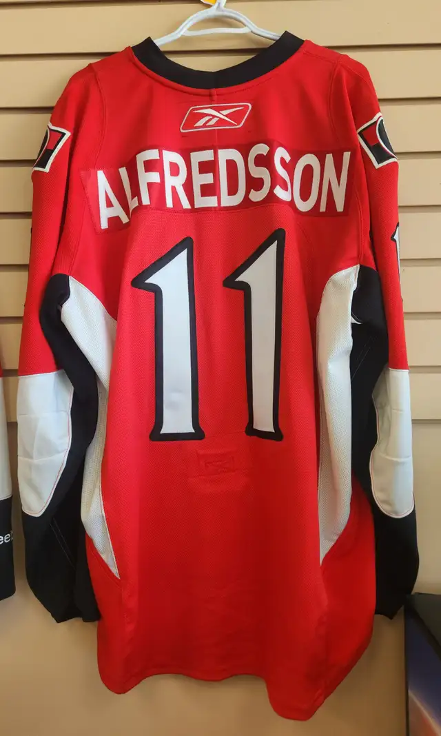 NHL Ottawa Senators Daniel Alfredsson #11 Hockey Jersey - Photo 2