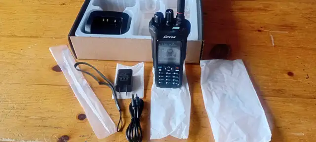 LUTON Multi Band Radio.