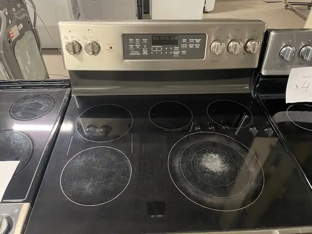 Cuisinière stainless vitrocéramique convection GE - Photo 2