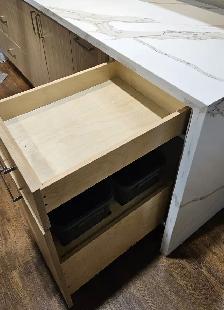 Quality kitchen cabinets and countertop - best price guaranteed - Photo 8