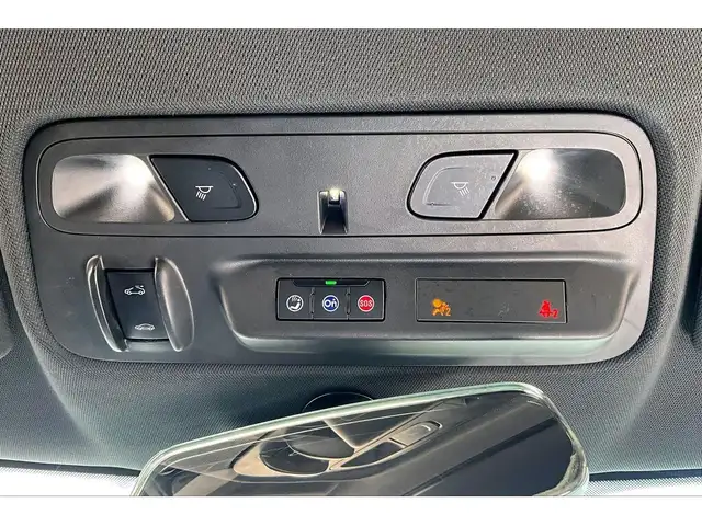 2019 Chevrolet Camaro 2LT RS Package | Vented Leather | Sunroof - Photo 16