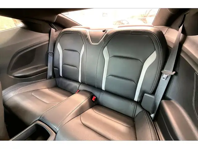 2019 Chevrolet Camaro 2LT RS Package | Vented Leather | Sunroof - Photo 26