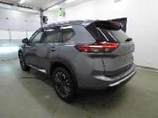 2024 NISSAN ROGUE PLATINUM AWD, TOIT PANO, CUIR, CARPLAY!! - Photo 2