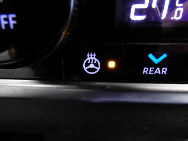 2024 NISSAN ROGUE PLATINUM AWD, TOIT PANO, CUIR, CARPLAY!! - Photo 24