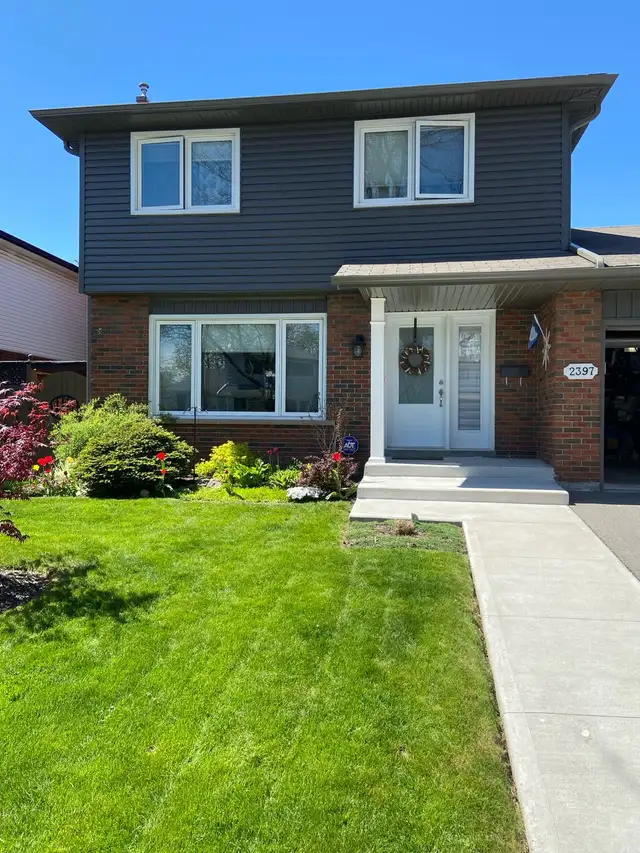 Eavestrough - Gutters - Siding - Photo 8