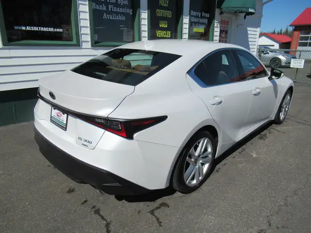 2025 Lexus IS IS 300 | Luxury | Sunroof | AWD | V6 | Off Lease - Photo 11
