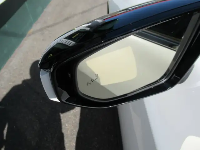 2025 Lexus IS IS 300 | Luxury | Sunroof | AWD | V6 | Off Lease - Photo 17