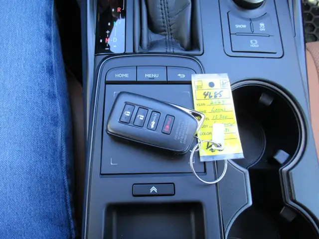 2025 Lexus IS IS 300 | Luxury | Sunroof | AWD | V6 | Off Lease - Photo 29