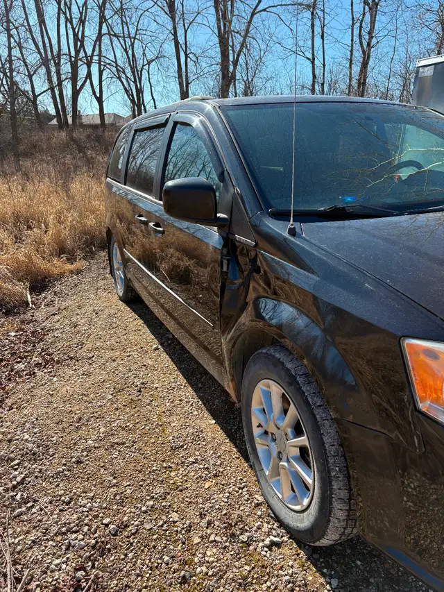 2013 Dodge Caravan - Photo 2