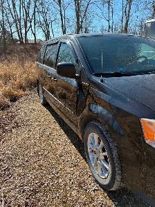 2013 Dodge Caravan - Photo 2
