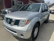 2006 Nissan Pathfinder S
