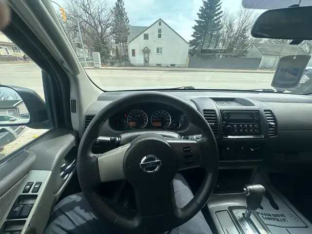 2006 Nissan Pathfinder S - Photo 11