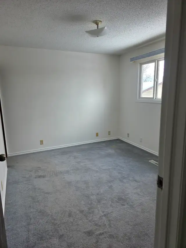 3 bedroom bungalow - Photo 7