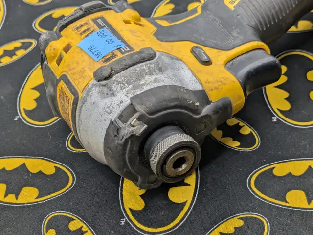 Dewalt DCF850 Impact Drill (#18770) - Photo 4