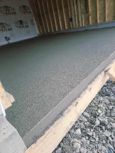 concrete finisher - Photo 2
