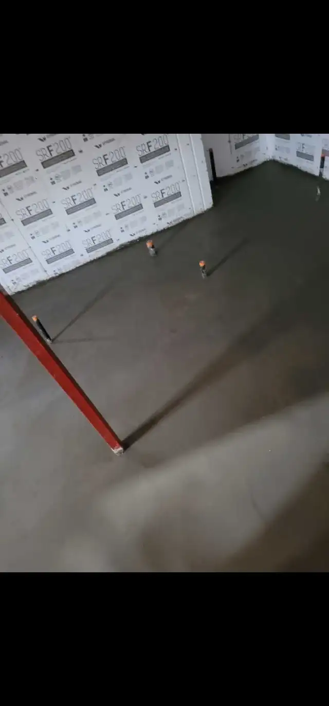 concrete finisher - Photo 10