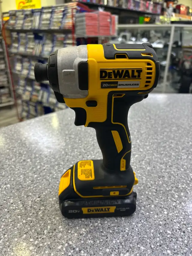 Dewalt DCF787 20V Brushless Impact Kit - Photo 2