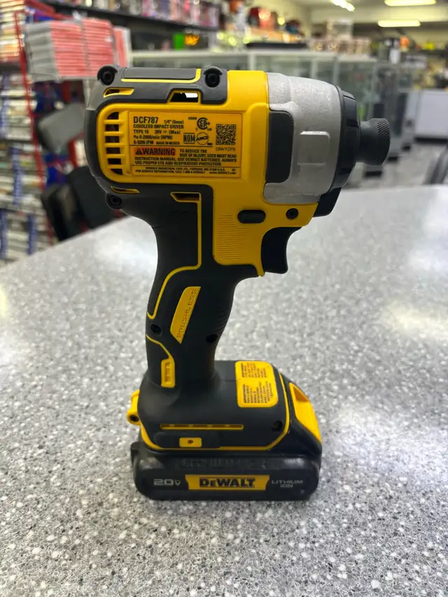 Dewalt DCF787 20V Brushless Impact Kit - Photo 3