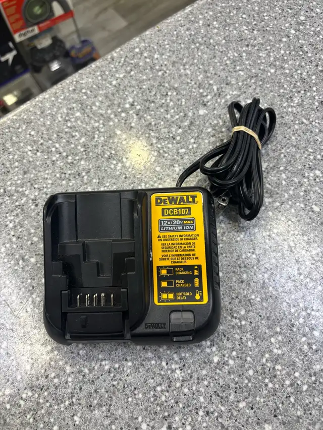 Dewalt DCF787 20V Brushless Impact Kit - Photo 5