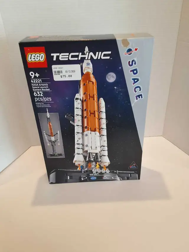 Nasal Artemis Space Launch System Rocket Lego 42221