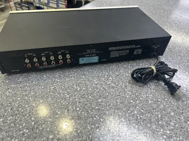 Realistic 31-2020 Stereo Frequency Equalizer - Photo 4