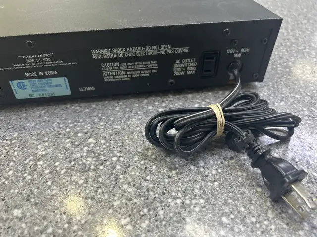 Realistic 31-2020 Stereo Frequency Equalizer - Photo 6