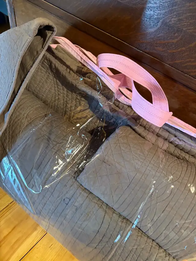 King Scalloped Edge Quilt (cotton)