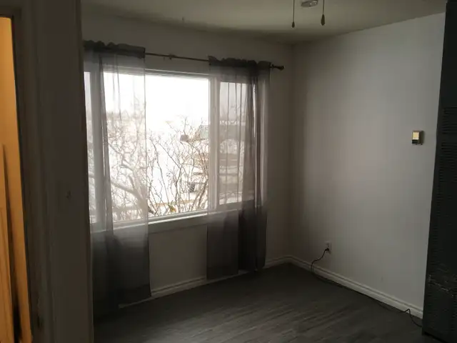 Apartment for rent in Valleyveiw 950/mon includes utilities - Photo 2