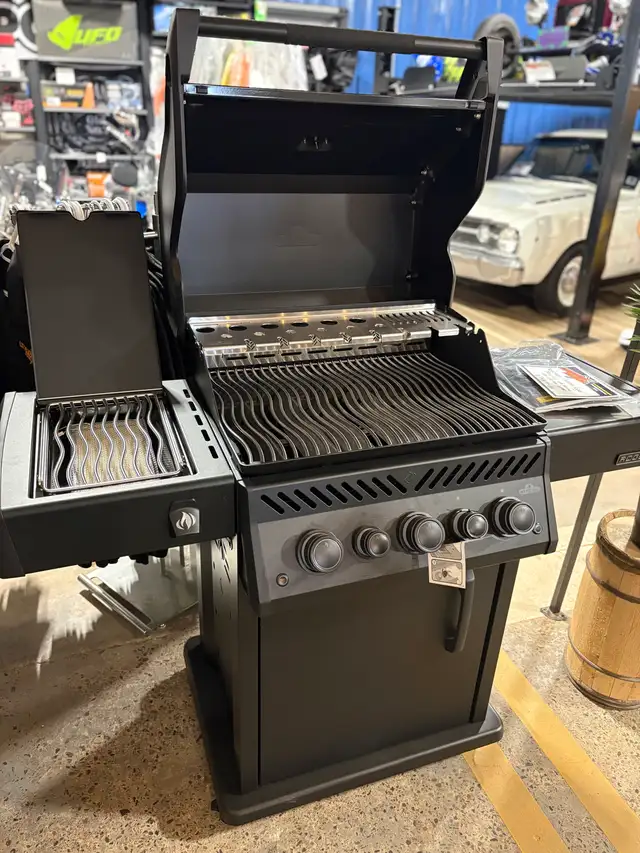 Napoleon Phantom Rogue PRO-S 425 RSIB - Photo 3