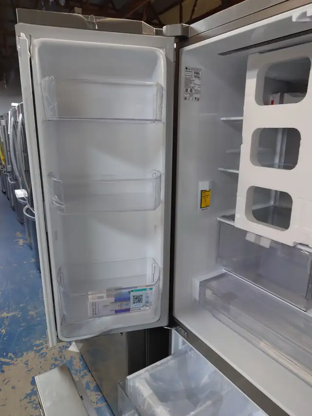 LG '36' Stainless Steel French Door Fridge on Sale‼️ - Photo 5