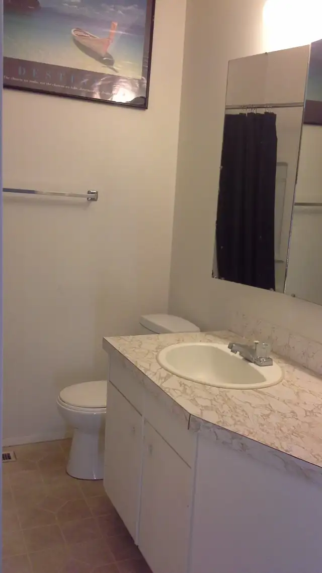 Balcony/All utilities & WiFi included/5 min walk Franklin Train - Photo 9