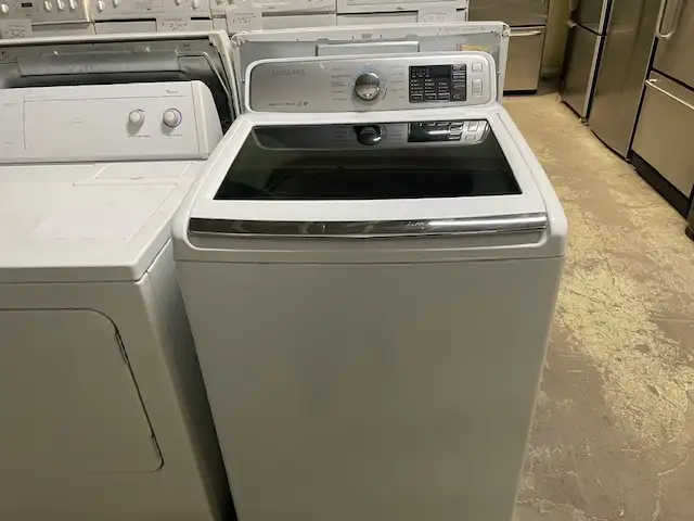 Laveuse seule top load blanche grande capacité Samsung