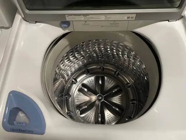 Laveuse seule top load blanche grande capacité Samsung - Photo 3