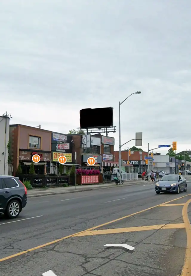 PRIME BILLBOARD FOR RENT – YONGE & STEELES - Photo 5