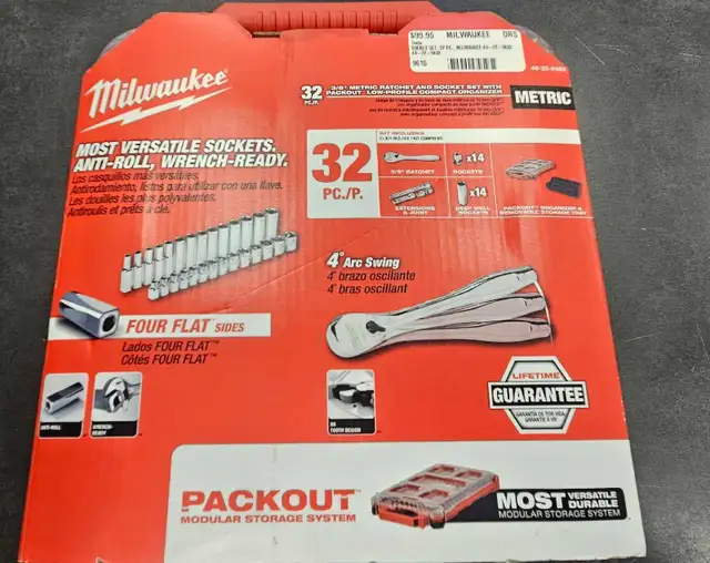 Milwaukee 32PC Socket Set New! - Photo 2