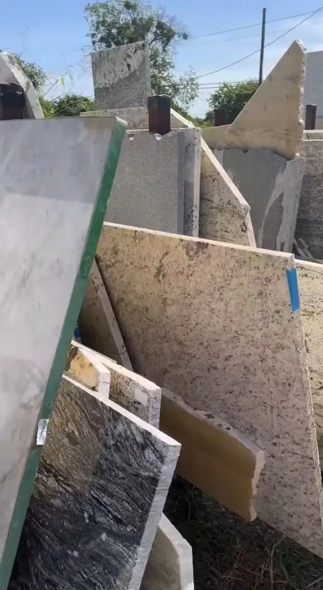 Clearance Quartz Remnants – Grab Yours - 647-493-4330 - Photo 4