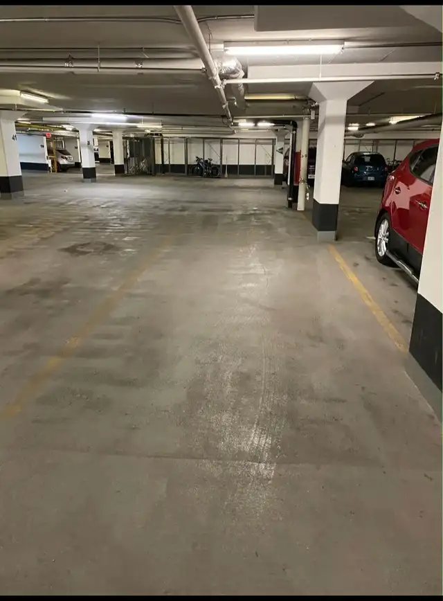 Condo For Rent - Photo 5