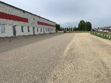 Bay for rent Red Deer all-inclusive lease great location - Photo 2