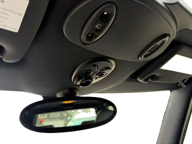 2006 MINI Cooper Hardtop S Low Km Thousands In Upgrades WOW! - Photo 18