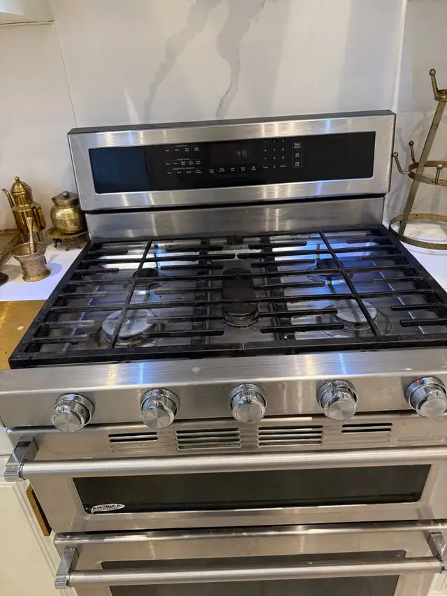Kitchen Aid Dual Oven Gas Stove - Photo 2