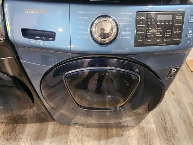 BEAUTIFUL Samsung 27' Blue Front-Load Stackable Washer Dryer Set - Photo 3