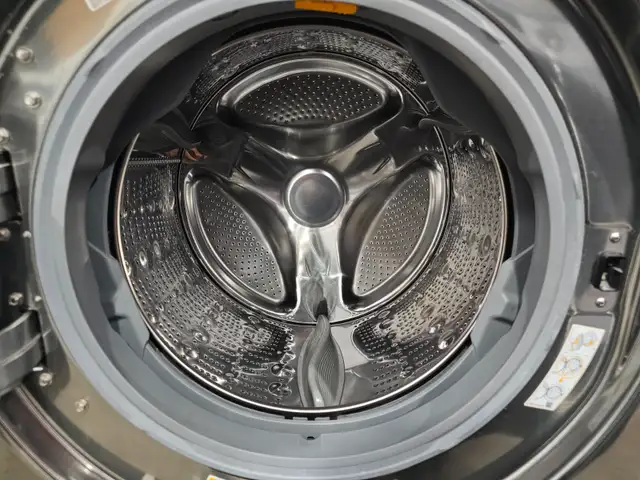 WOW LG 27' Stainless Steel Front-Load Stackable Washer Dryer Set - Photo 4