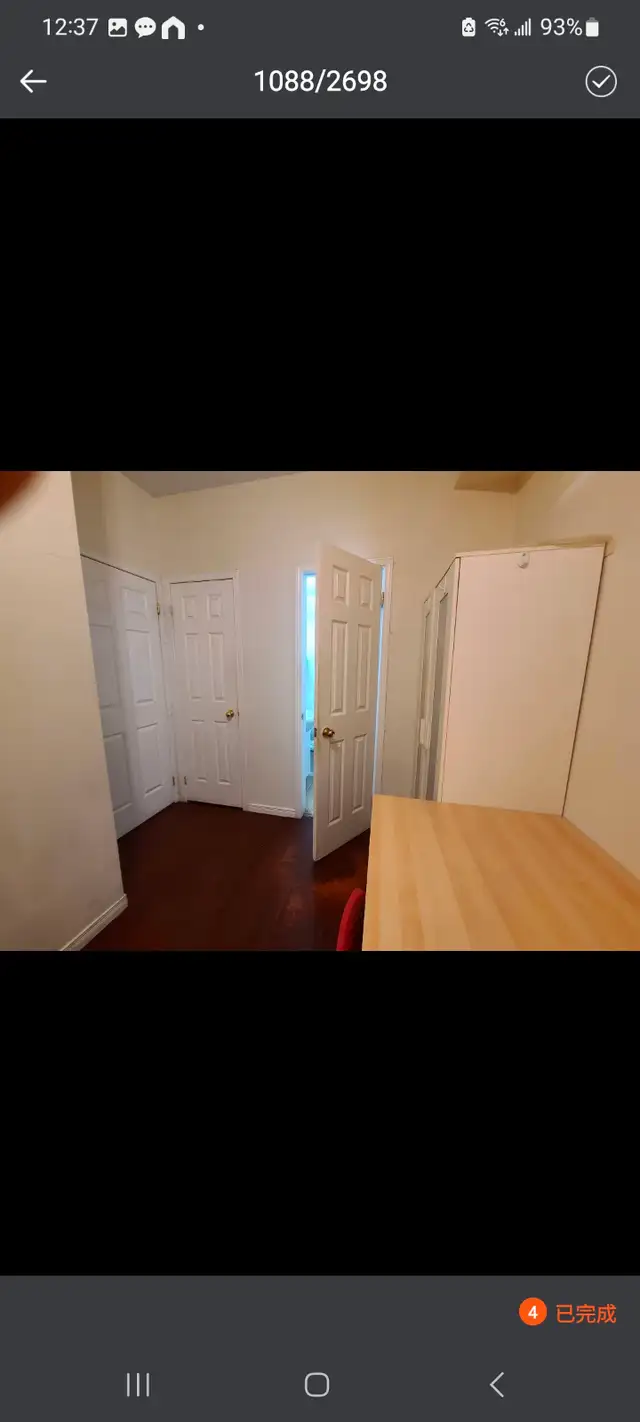 Rooms Minutes walk Finch west subway station,  York U campus - Photo 4