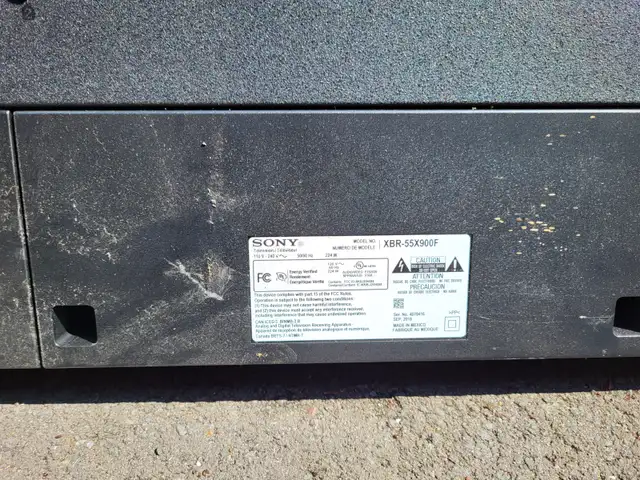 Over 30 pieces broken LED TV for sale - Photo 2