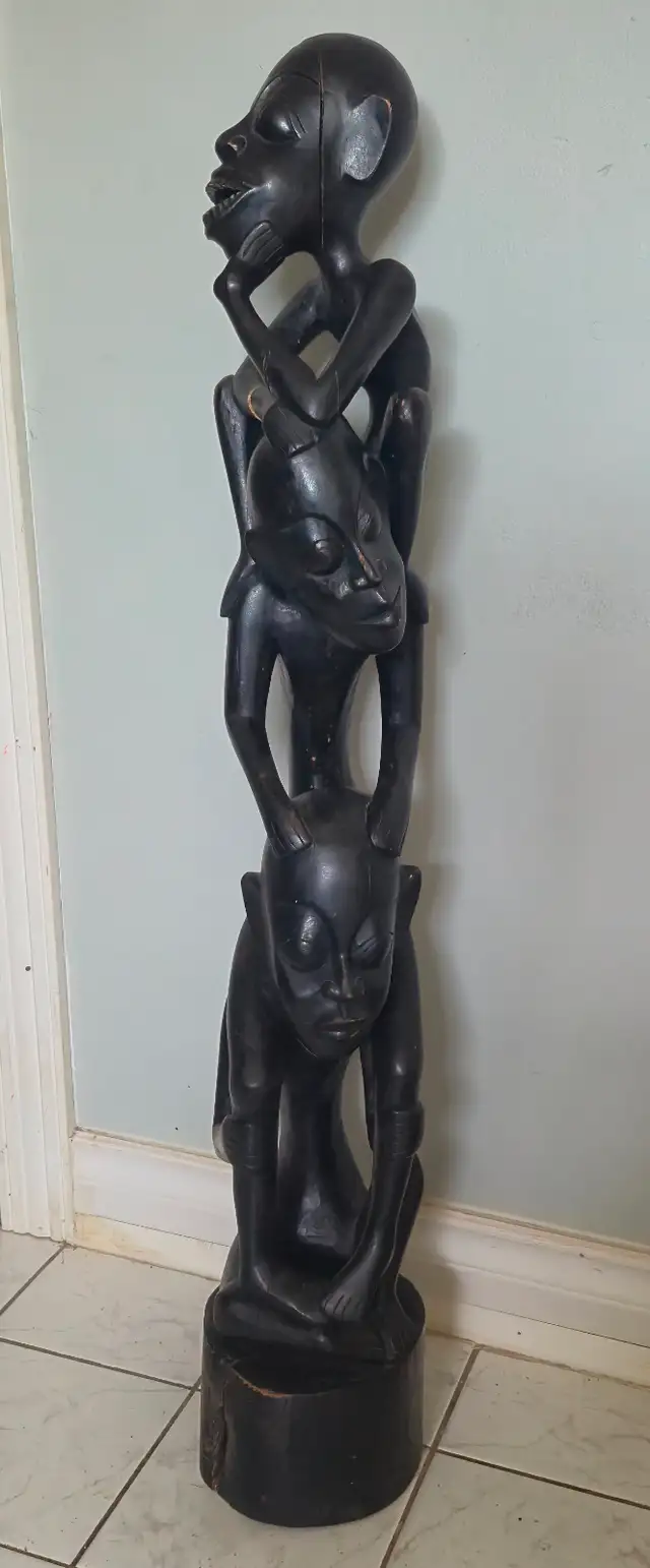 African  tribal style solid wood carving - Photo 2